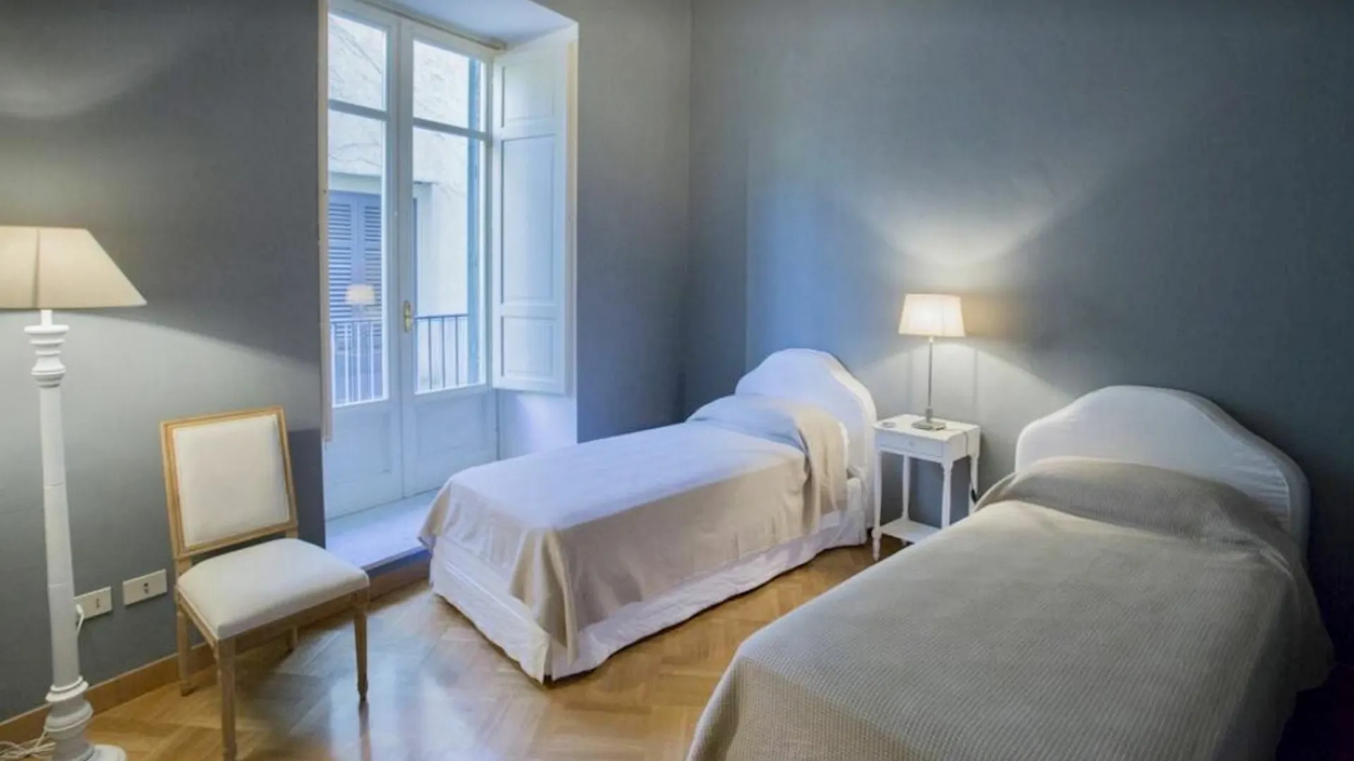 Palazzo Artale Holiday Homes Палермо 0*,  Италия