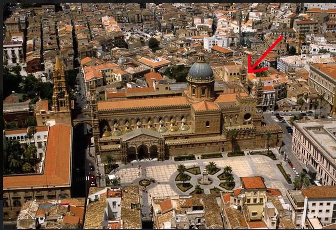 Palazzo Artale Holiday Homes Palermo Apartment